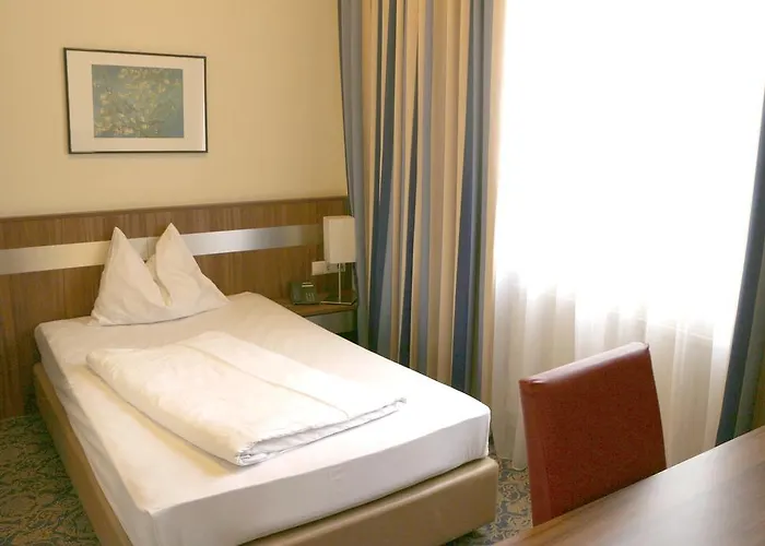 Carina Otel 3*