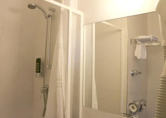 Otel Carina Viyana